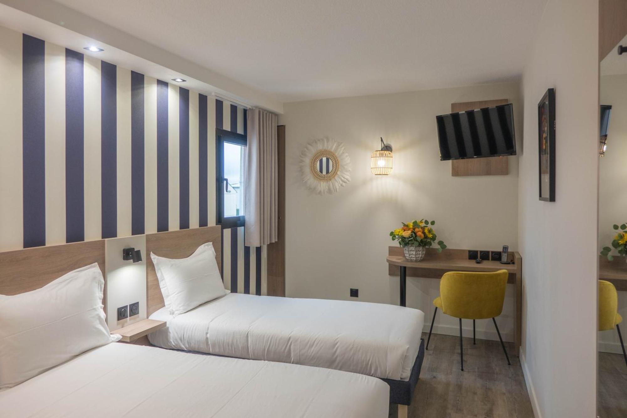 Kyriad Direct Orleans Nord - Cap ซารอง ภายนอก รูปภาพ